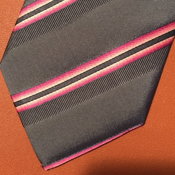 Boss tie - Picture 8 of 10